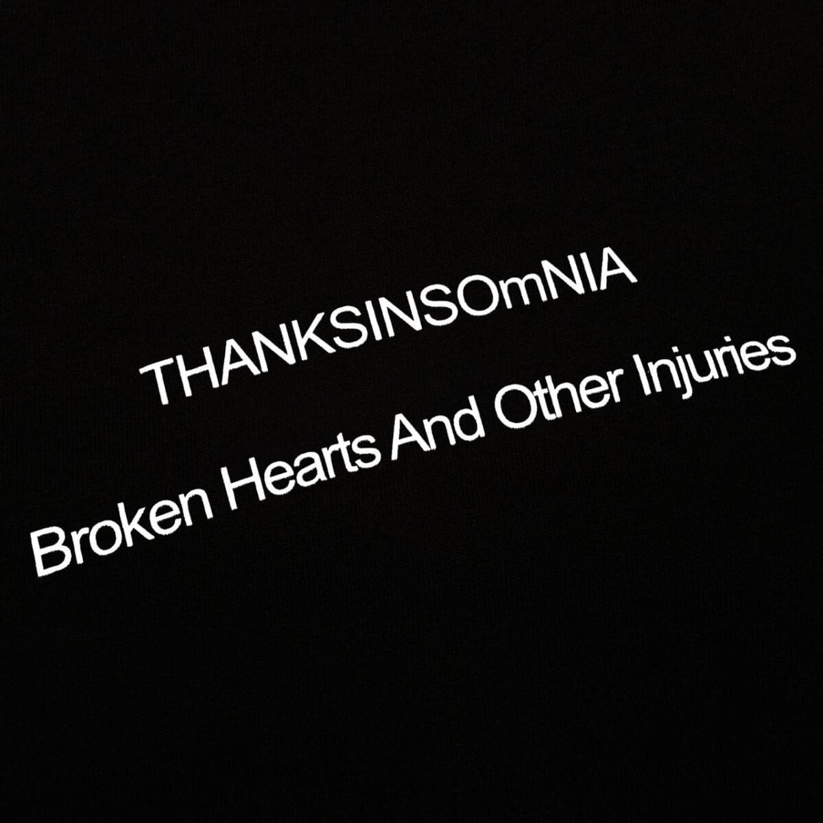 Tshirt Typo Floriane Black Thanksinsomnia - Gambar 2